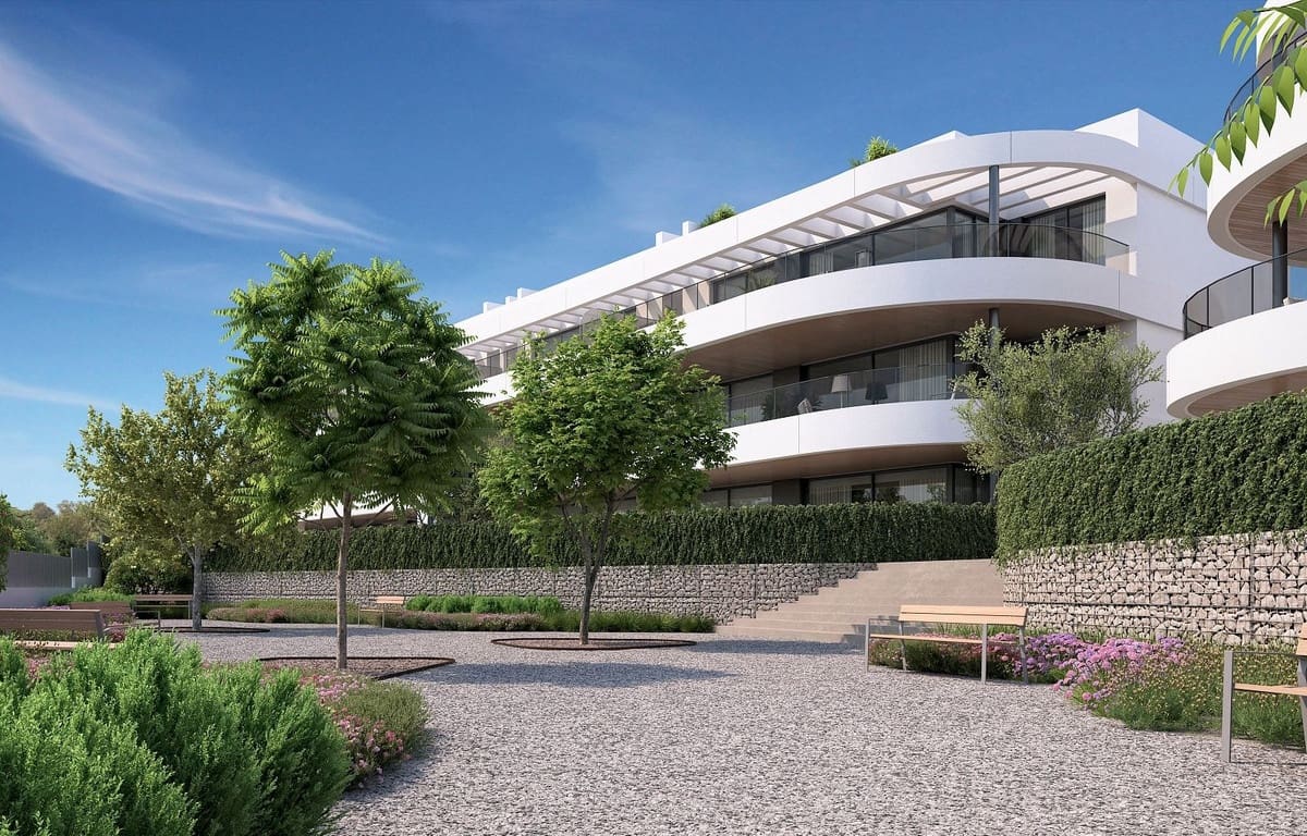 Ático de 2 habitaciones en New Golden Mile en venta con piscina garaje - 668.000 € (Ref: 8194501)