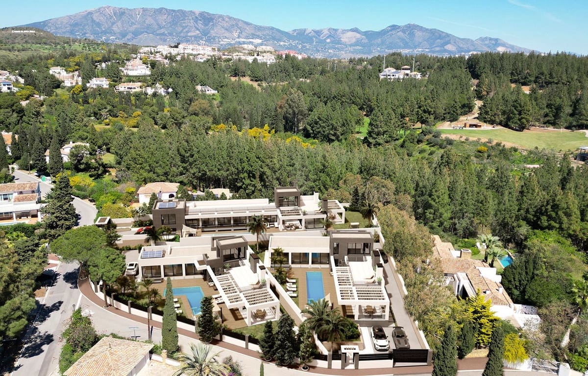 5 slaapkamer Villa te koop in El Chaparral met zwembad garage - € 2.548.000 (Ref: 8243695)