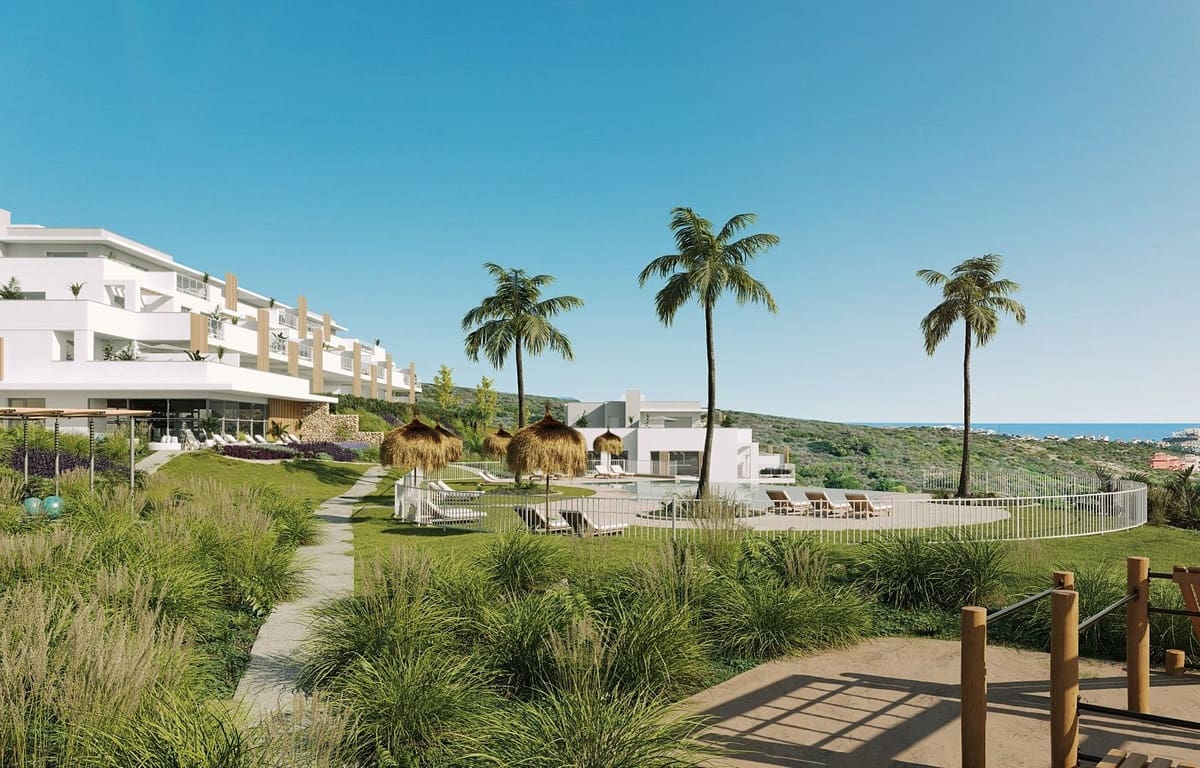 2 bedroom Penthouse for sale in Bahia de Casares with pool garage - € 401,000 (Ref: 8243697)