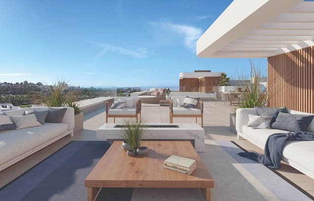 4 soveværelse Semi-Rækkehus til salg i Estepona med swimmingpool garage - € 1.510.000 (Ref: 8243702)