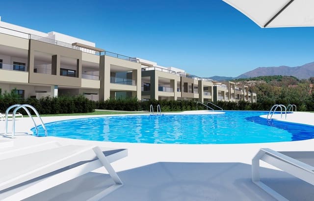 3 chambre Appartement à vendre à Casares avec piscine garage - 545 000 € (Ref: 8243708)