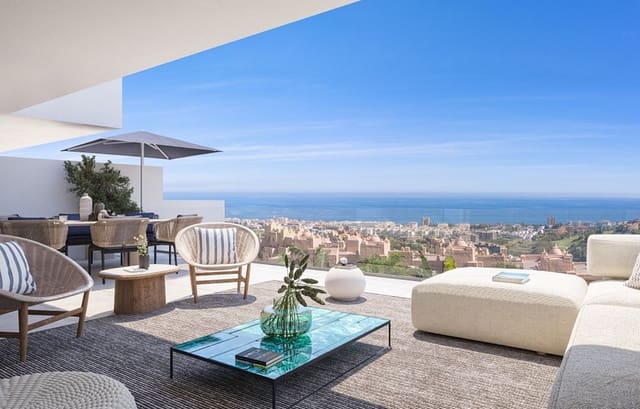 2 soverom Penthouse til salgs i Manilva med svømmebasseng garasje - € 522 000 (Ref: 8344225)