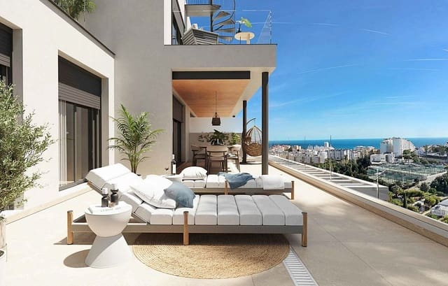 3 soverom Penthouse til salgs i Estepona med svømmebasseng garasje - € 1 170 000 (Ref: 8429251)