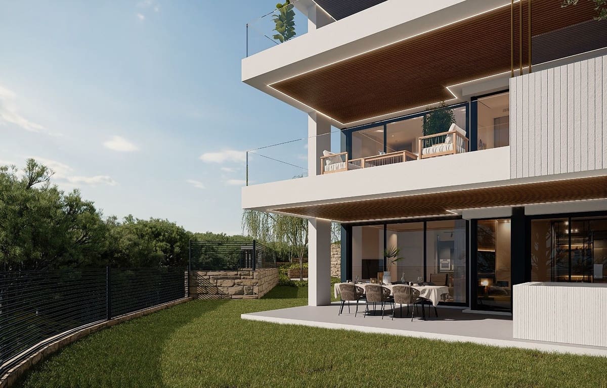 2 bedroom Penthouse for sale in Fuengirola with pool garage - € 795,000 (Ref: 8441180)