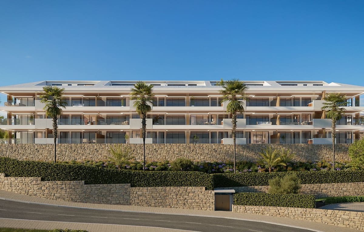 2 bedroom Penthouse for sale in Fuengirola with pool garage - € 795,000 (Ref: 8441180)