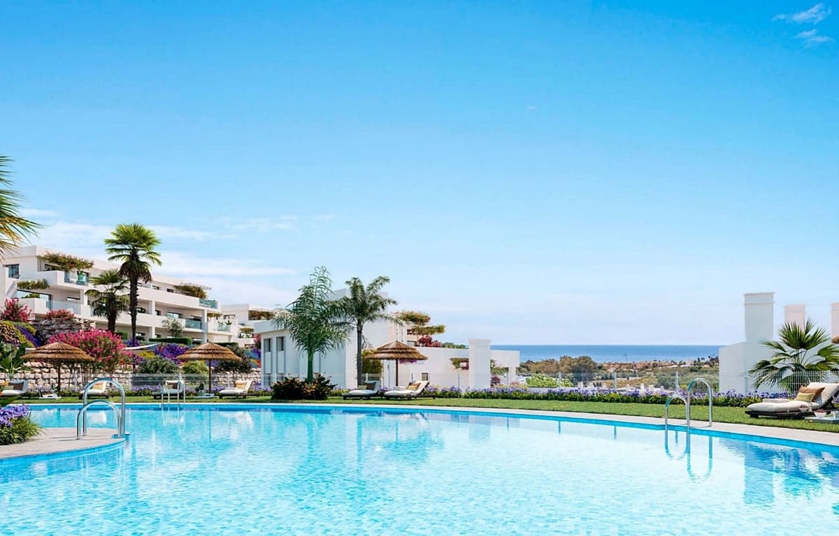 2 bedroom Apartment for sale in Casares with pool garage - € 446,000 (Ref: 8444388)