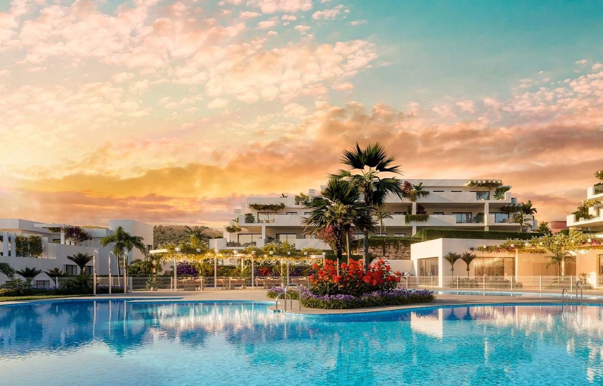 2 bedroom Apartment for sale in Casares with pool garage - € 446,000 (Ref: 8444388)