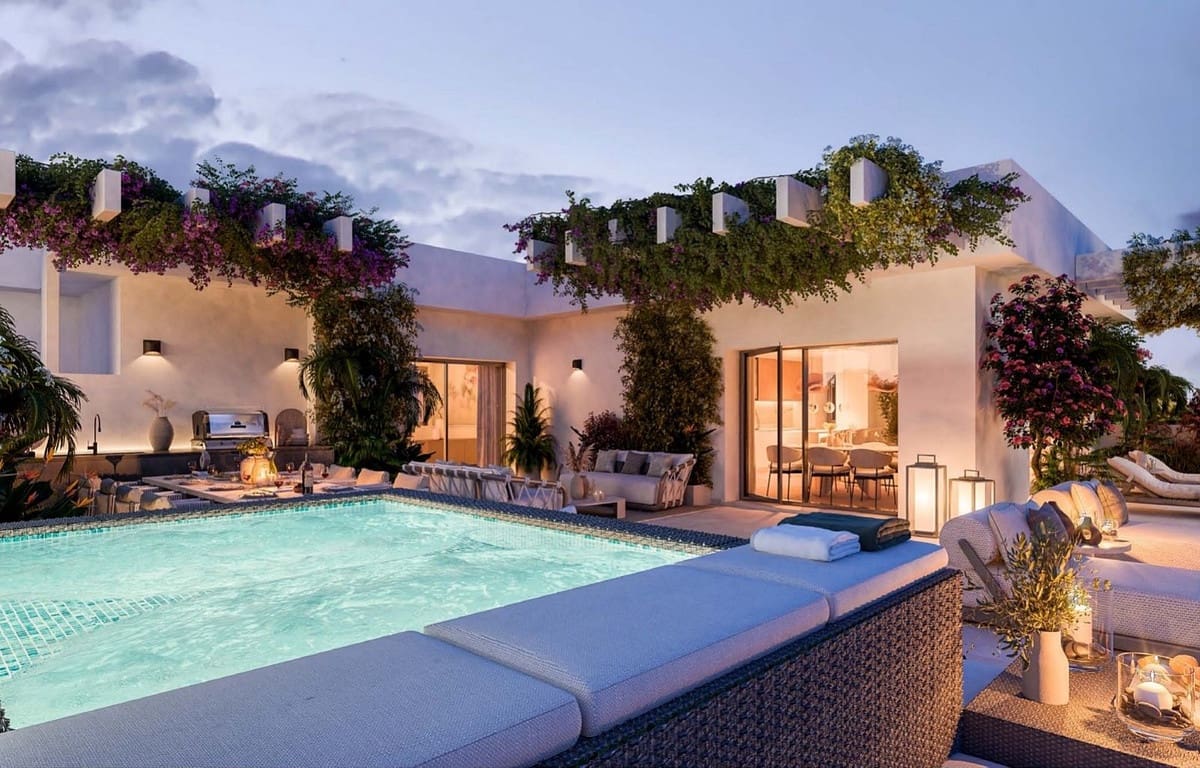 2 bedroom Apartment for sale in Casares with pool garage - € 446,000 (Ref: 8444388)