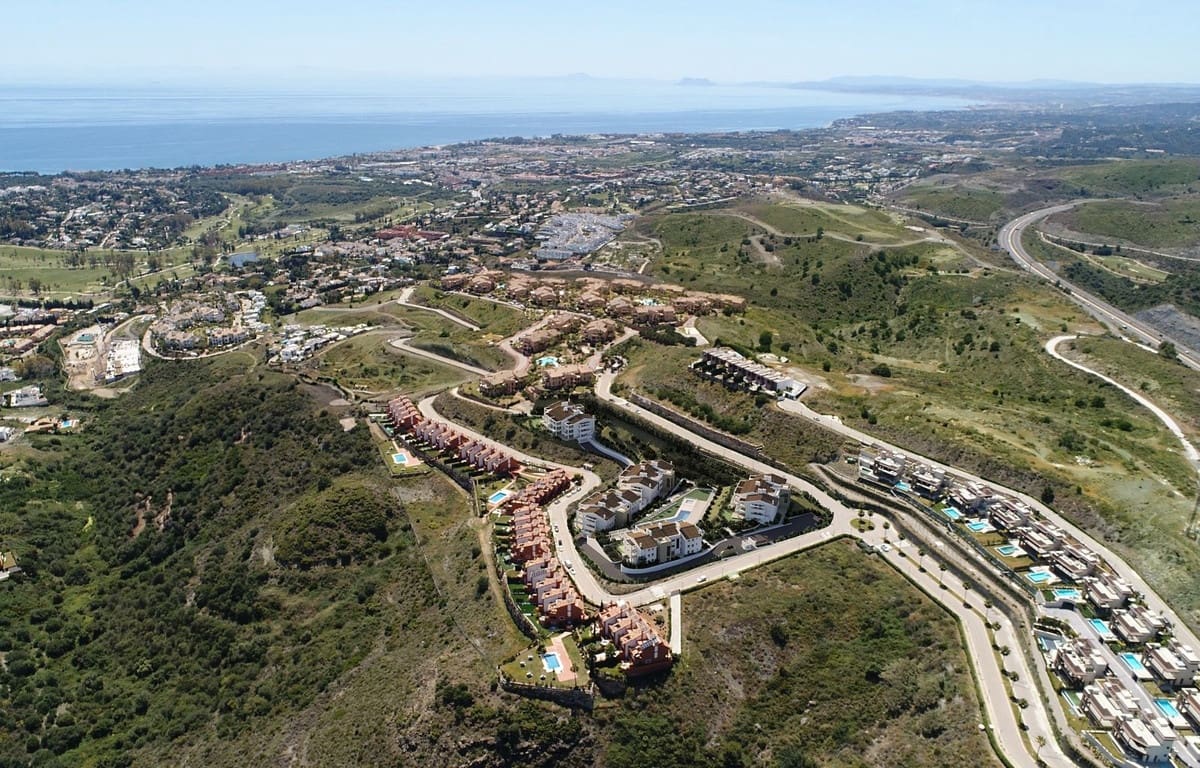 3 slaapkamer Appartement te koop in Benahavis met zwembad garage - € 699.000 (Ref: 8459239)