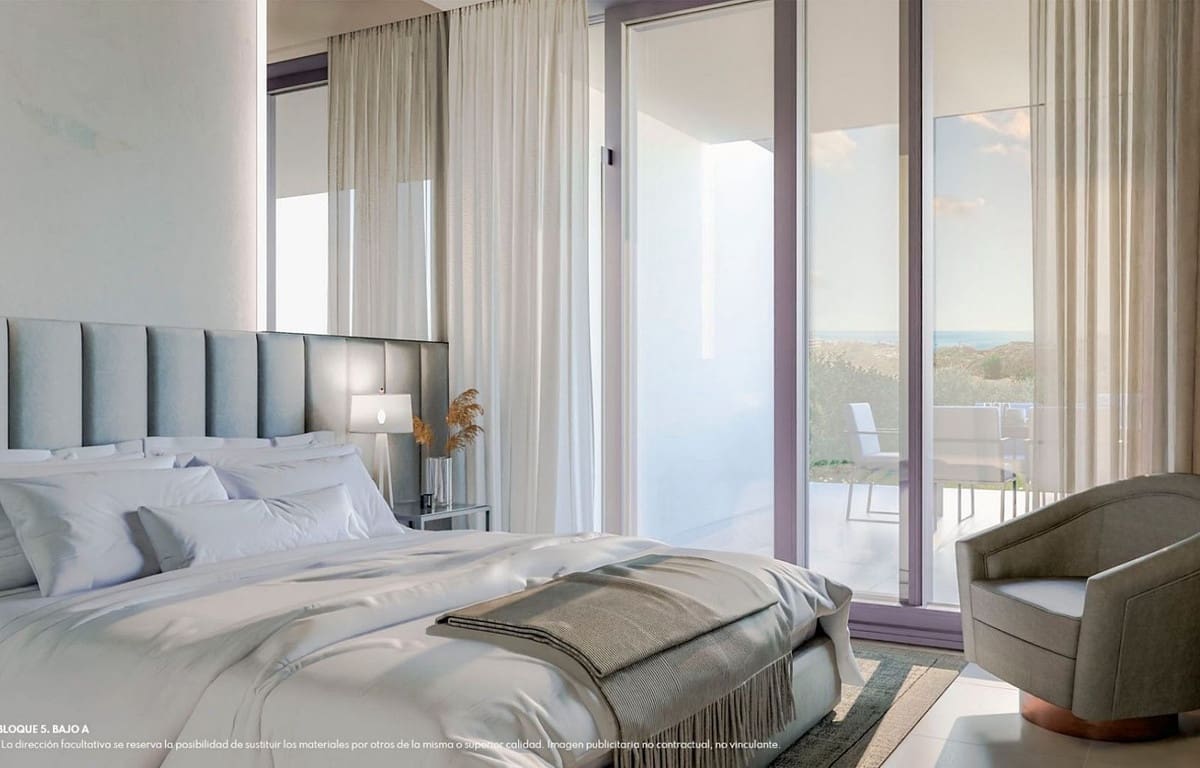 Apartamento de 2 habitaciones en Fuengirola en venta con piscina garaje - 585.000 € (Ref: 8535957)