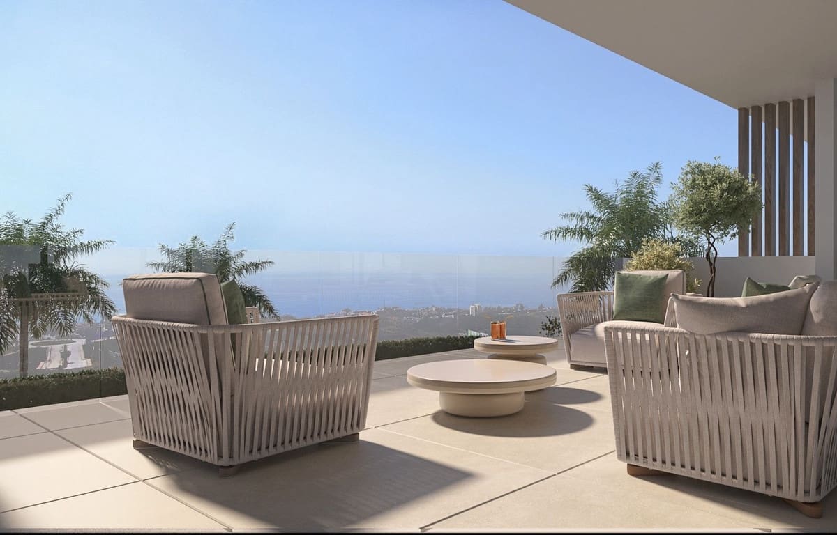 3 bedroom Apartment for sale in New Golden Mile with pool garage - € 799,000 (Ref: 8537250)