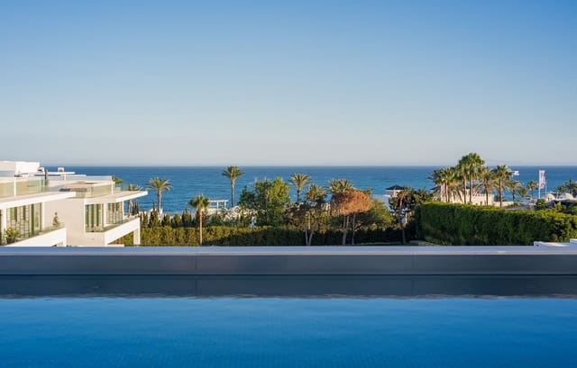 4 soveværelse Villa til salg i Golden Mile, Marbella med swimmingpool garage - € 7.500.000 (Ref: 8626062)
