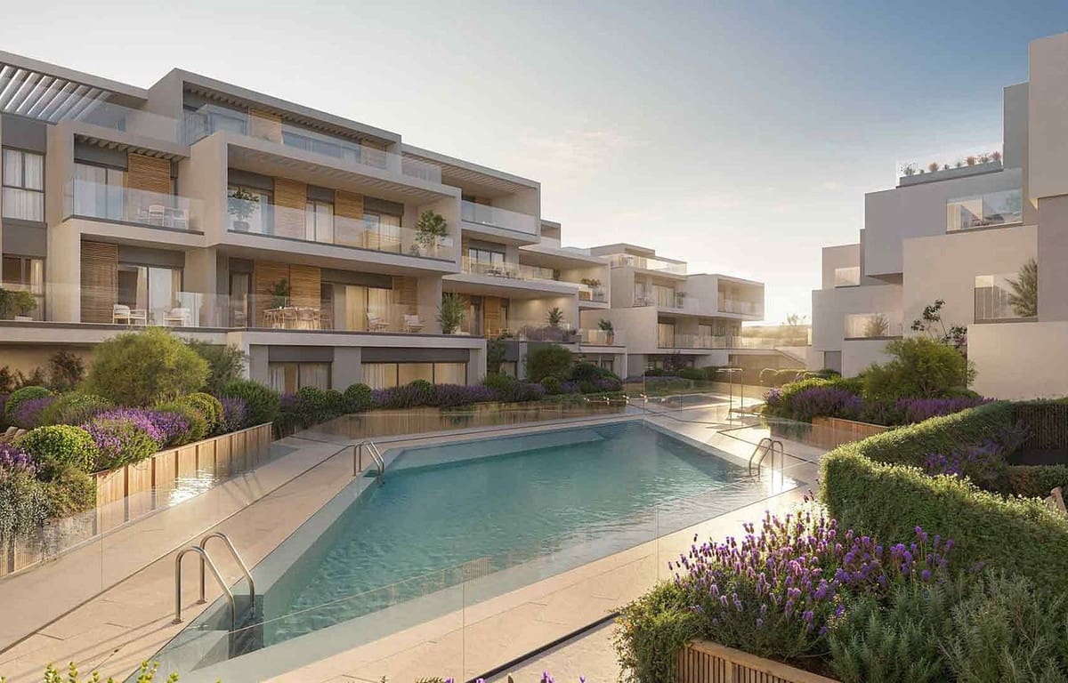 2 bedroom Apartment for sale in Nueva Andalucia with pool garage - € 910,000 (Ref: 8826023)