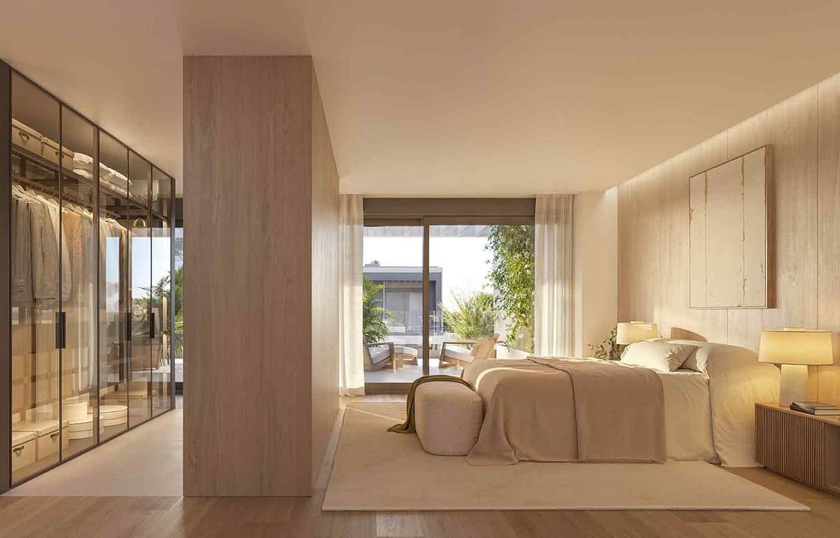 2 bedroom Apartment for sale in Nueva Andalucia with pool garage - € 825,000 (Ref: 8826023)