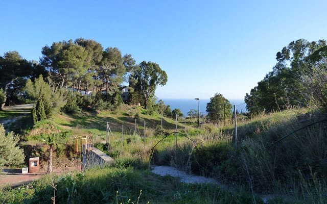 Building Plot for sale in Benalmádena pueblo, Benalmádena - € 549,000 (Ref: 8830202)
