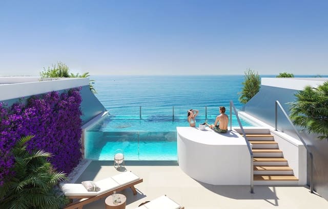2 bedroom Apartment for sale in Fuengirola with pool garage - € 520,000 (Ref: 8837997)