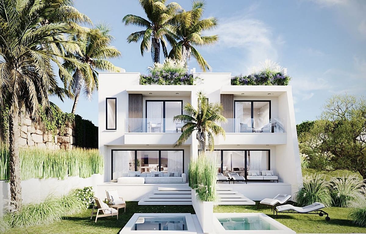 3 soverom Kjedet enebolig til salgs i Fuengirola med svømmebasseng garasje - € 590 000 (Ref: 8838066)