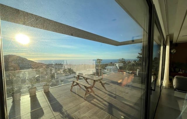 4 makuuhuone Huvila myytävänä paikassa Mijas Costa, Mijas - 1 600 000 € (Ref: 8852000)