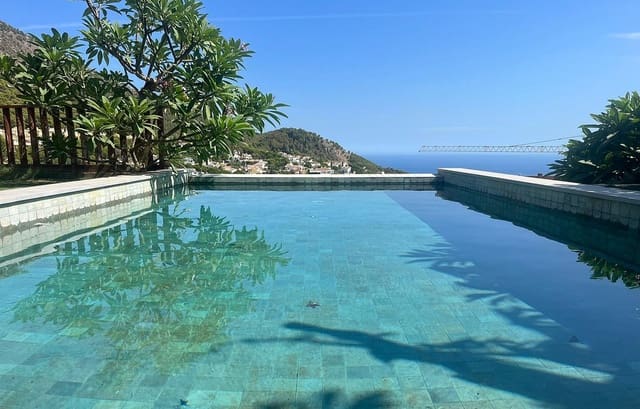 4 makuuhuone Huvila myytävänä paikassa Mijas Costa, Mijas - 1 600 000 € (Ref: 8852000)