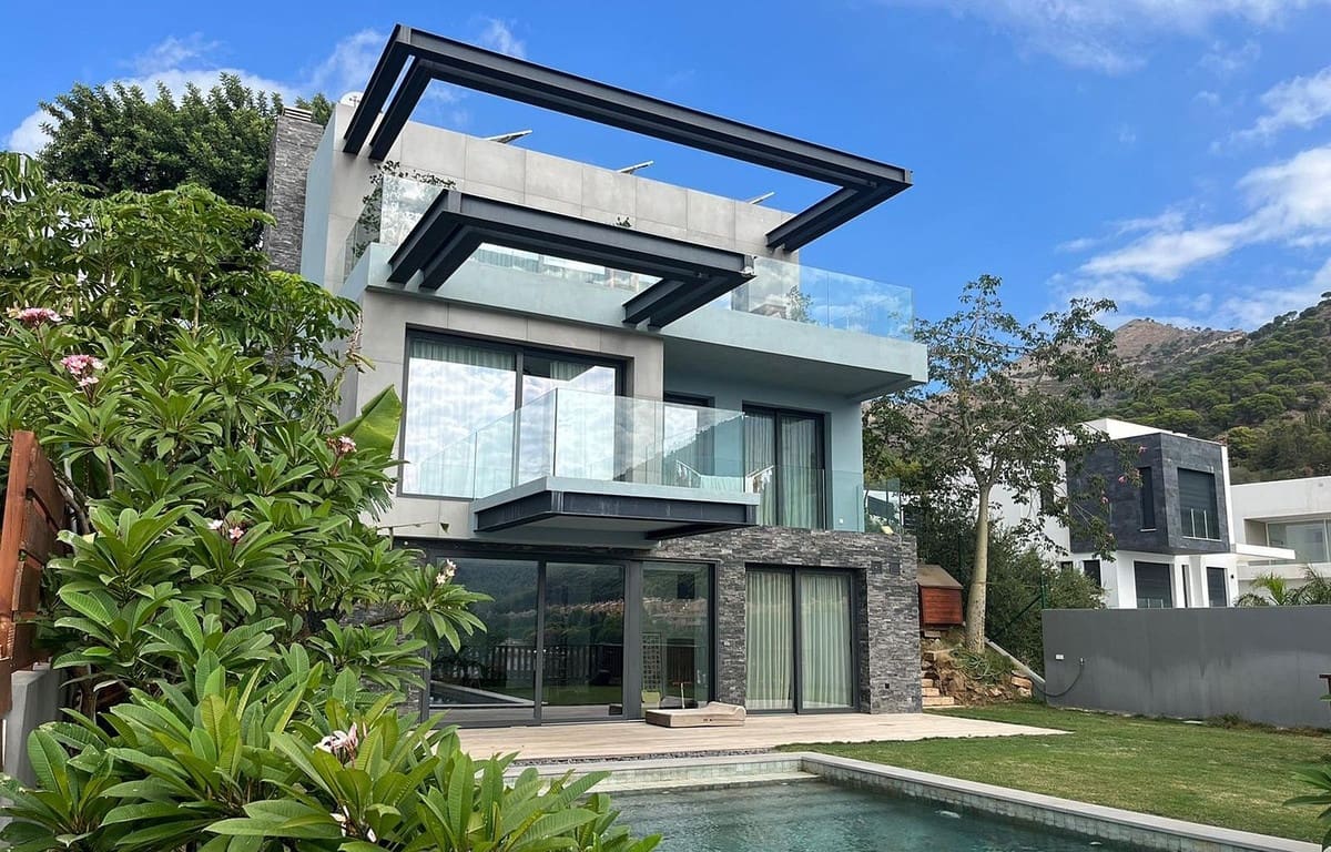 4 chambre Villa/Maison à vendre à Mijas Costa - 1 600 000 € (Ref: 8852000)