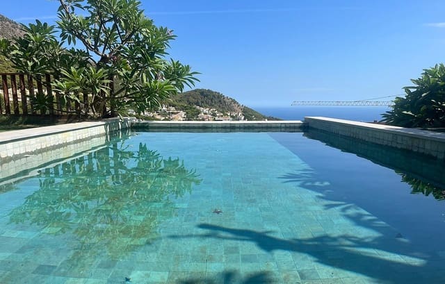 4 soverom Villa til salgs i Mijas Costa, Mijas - € 1 600 000 (Ref: 8852000)