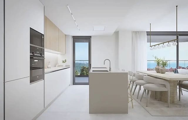 2 quarto Apartamento para venda em Estepona com piscina garagem - 569 150 € (Ref: 8881122)