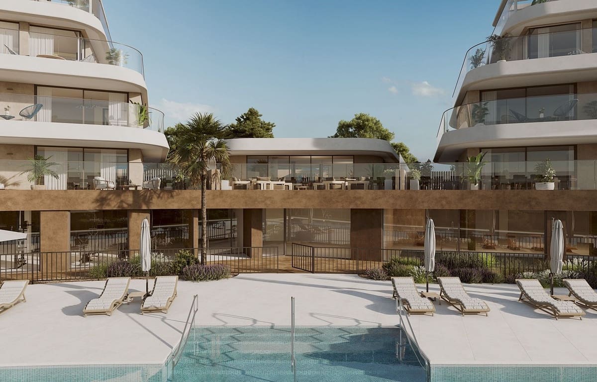 2 quarto Apartamento para venda em Estepona com piscina garagem - 569 150 € (Ref: 8881122)