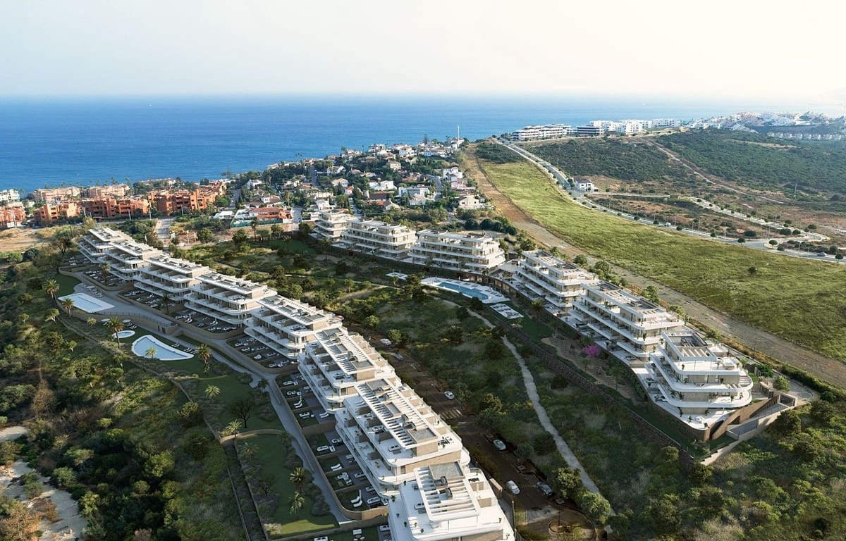 2 quarto Apartamento para venda em Estepona com piscina garagem - 569 150 € (Ref: 8881122)