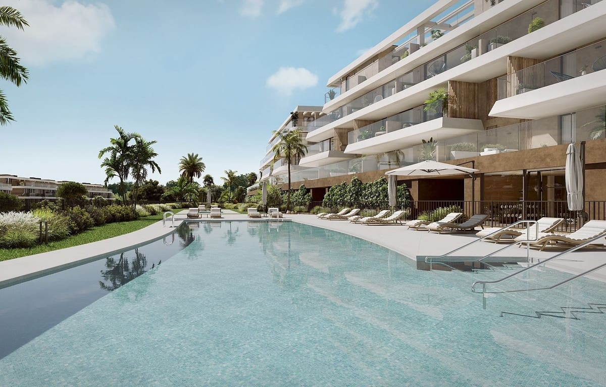 2 Zimmer Apartment zu verkaufen in Estepona mit Pool Garage - 539.000 € (Ref: 8881122)