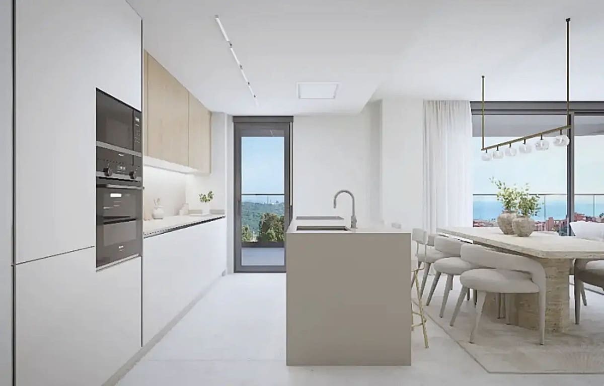 2 Zimmer Apartment zu verkaufen in Estepona mit Pool Garage - 539.000 € (Ref: 8881122)