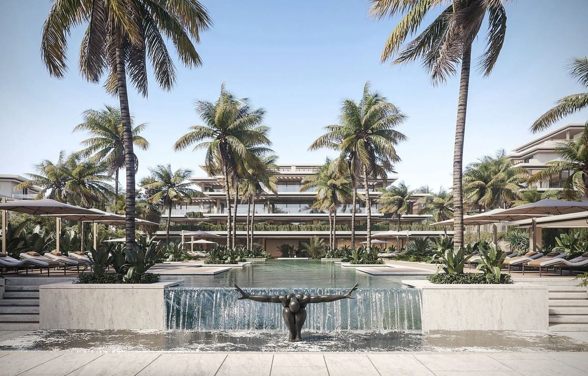 Apartamento de 2 habitaciones en Estepona en venta con piscina garaje - 815.000 € (Ref: 8893848)