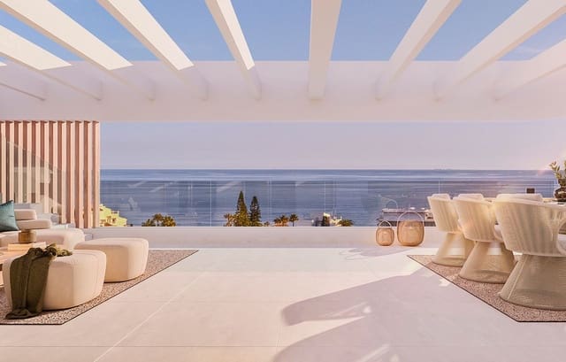2 chambre Appartement à vendre à Estepona avec piscine garage - 550 000 € (Ref: 8909684)