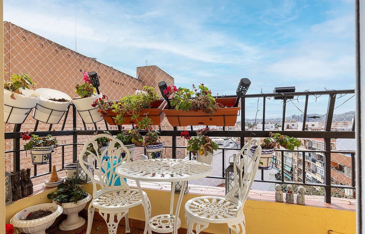 5 bedroom Apartment for sale in Malaga city - € 595,000 (Ref: 8936279)