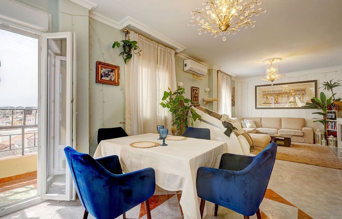 5 bedroom Apartment for sale in Malaga city - € 595,000 (Ref: 8936279)