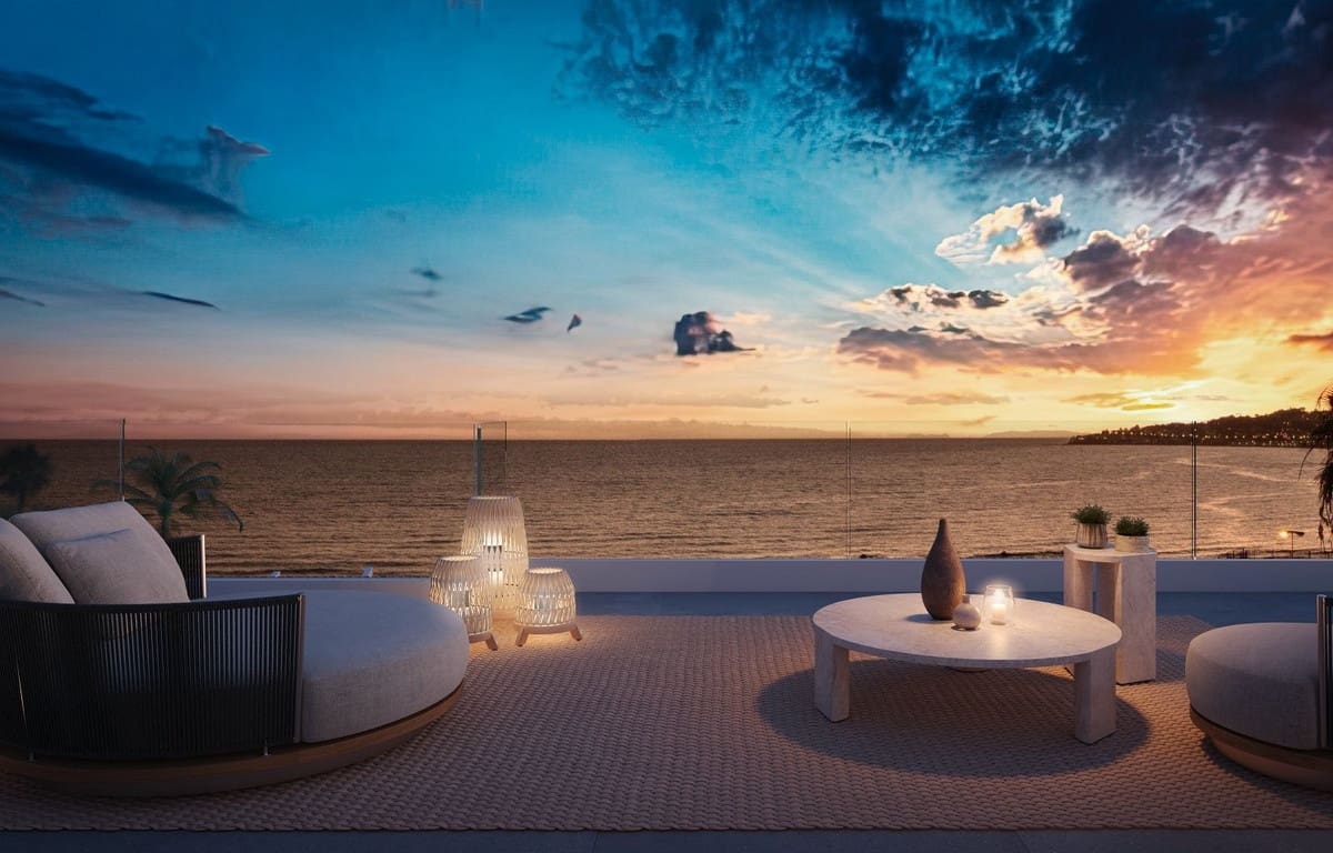 4 bedroom Villa for sale in Mijas Costa with pool garage - € 1,635,000 (Ref: 8949503)