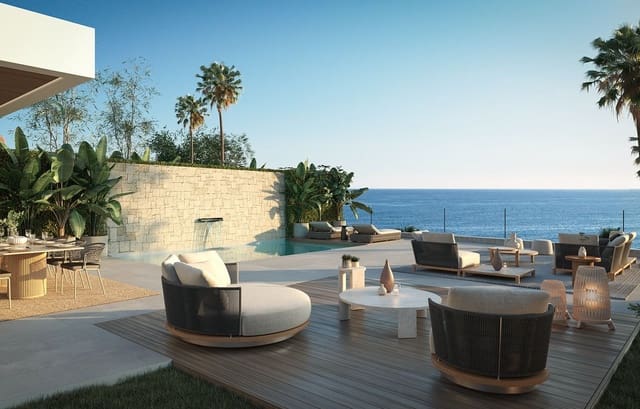 Chalet de 4 habitaciones en Mijas Costa, Mijas en venta con piscina garaje - 1.635.000 € (Ref: 8949503)