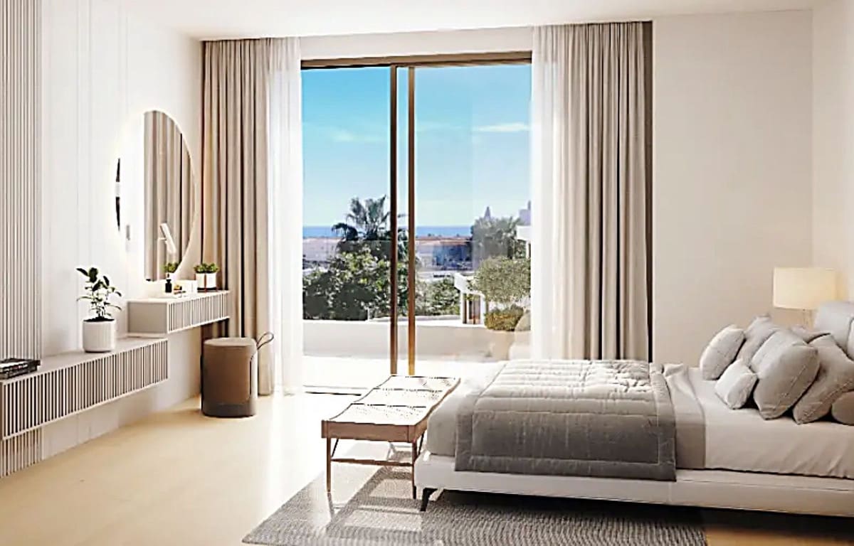 2 soverom Leilighet til salgs i Malaga by med svømmebasseng garasje - € 1 190 000 (Ref: 9013497)