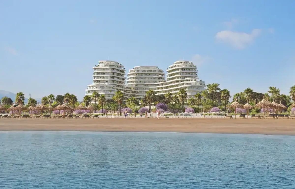 2 soverom Leilighet til salgs i Malaga by med svømmebasseng garasje - € 1 190 000 (Ref: 9013497)