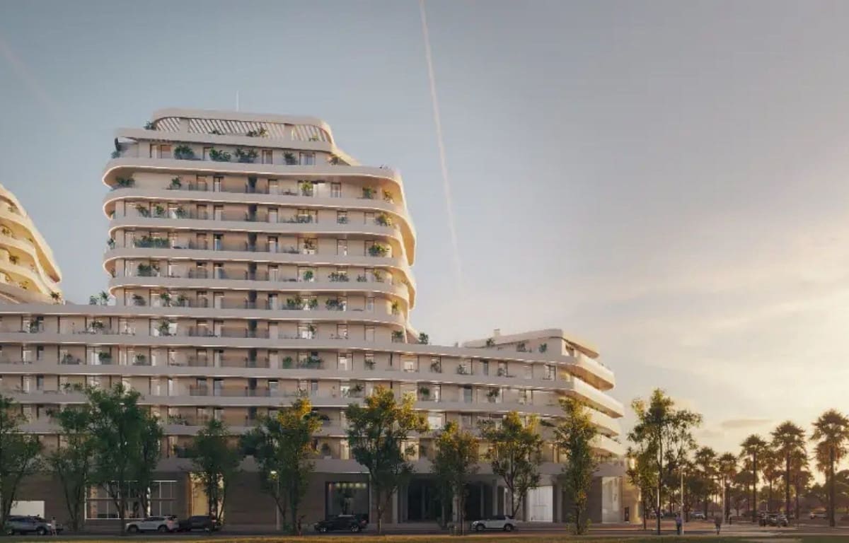 2 soverom Leilighet til salgs i Malaga by med svømmebasseng garasje - € 1 190 000 (Ref: 9013497)