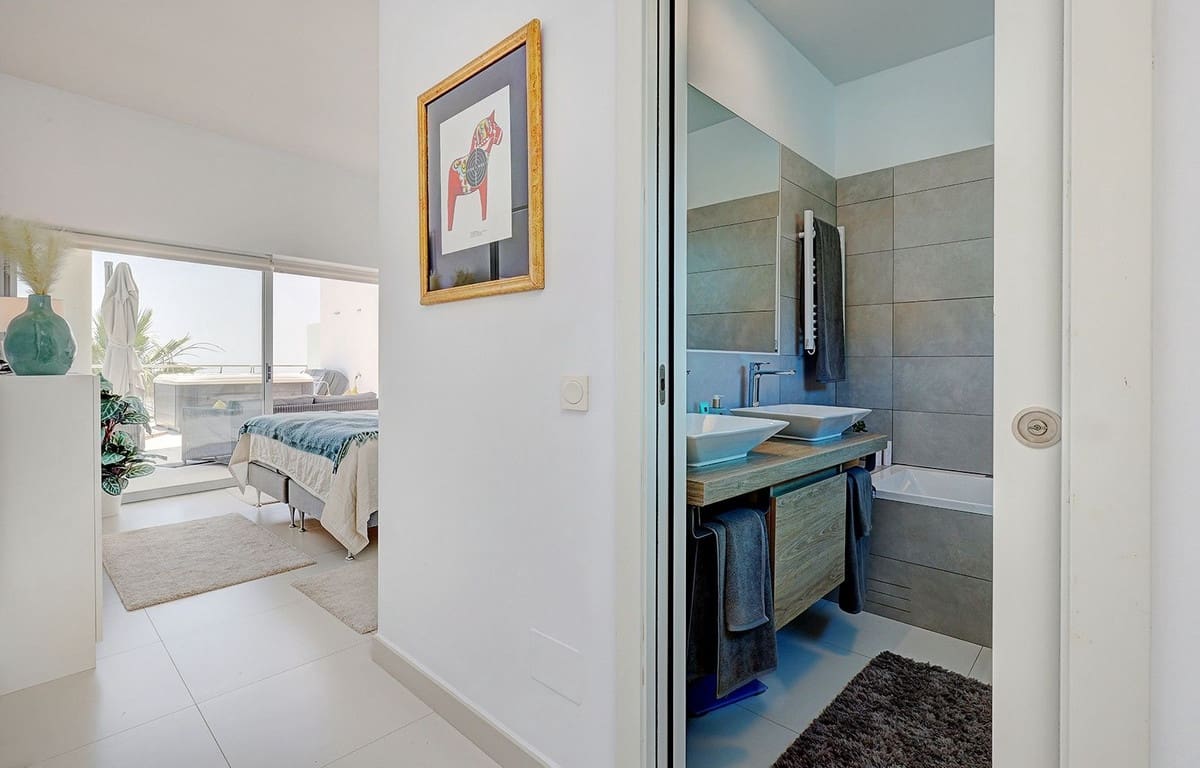 2 quarto Penthouse para venda em Benalmadena com piscina garagem - 899 000 € (Ref: 9058359)