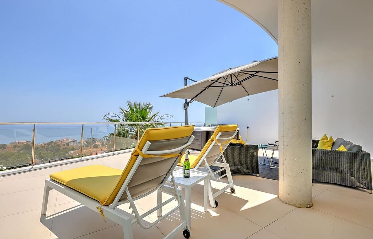 2 quarto Penthouse para venda em Benalmadena com piscina garagem - 899 000 € (Ref: 9058359)