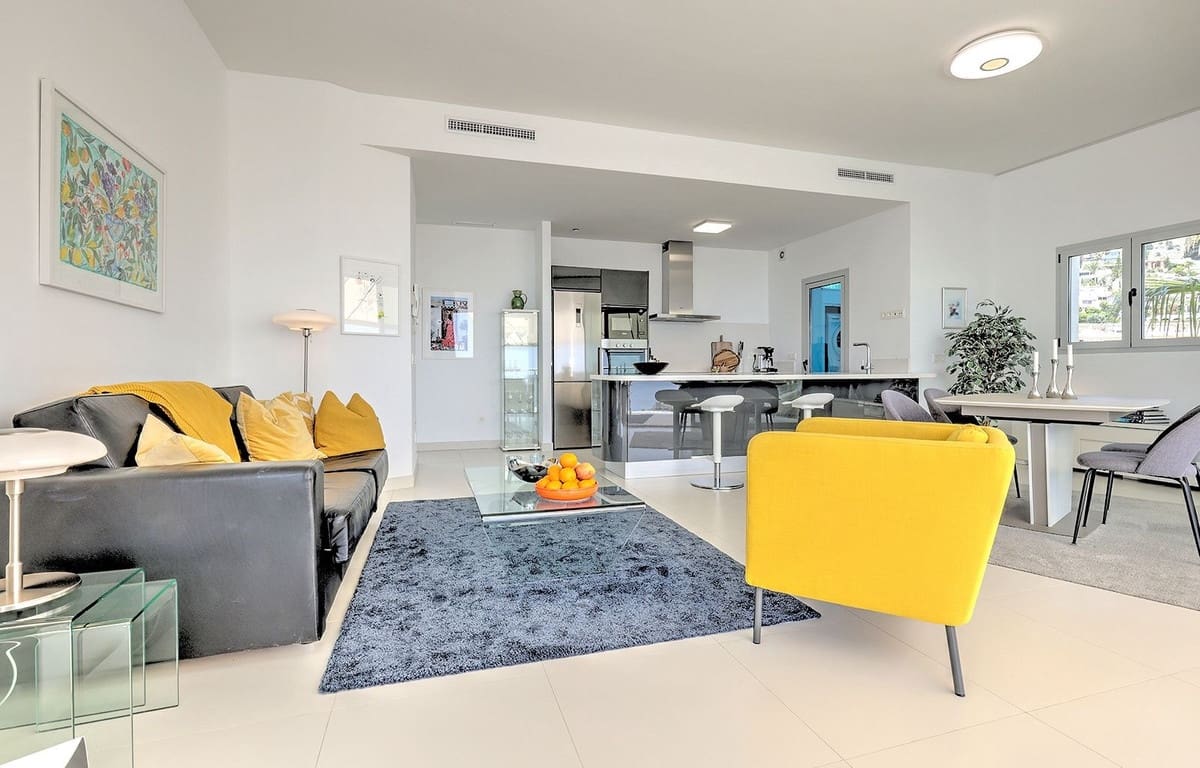 2 quarto Penthouse para venda em Benalmadena com piscina garagem - 899 000 € (Ref: 9058359)