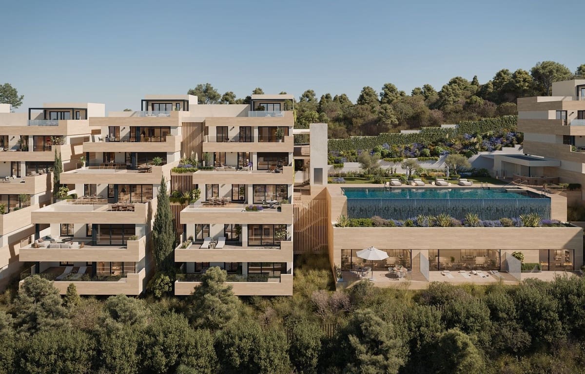 2 soveværelse Lejlighed til salg i Los Monteros med swimmingpool garage - € 530.000 (Ref: 9061413)