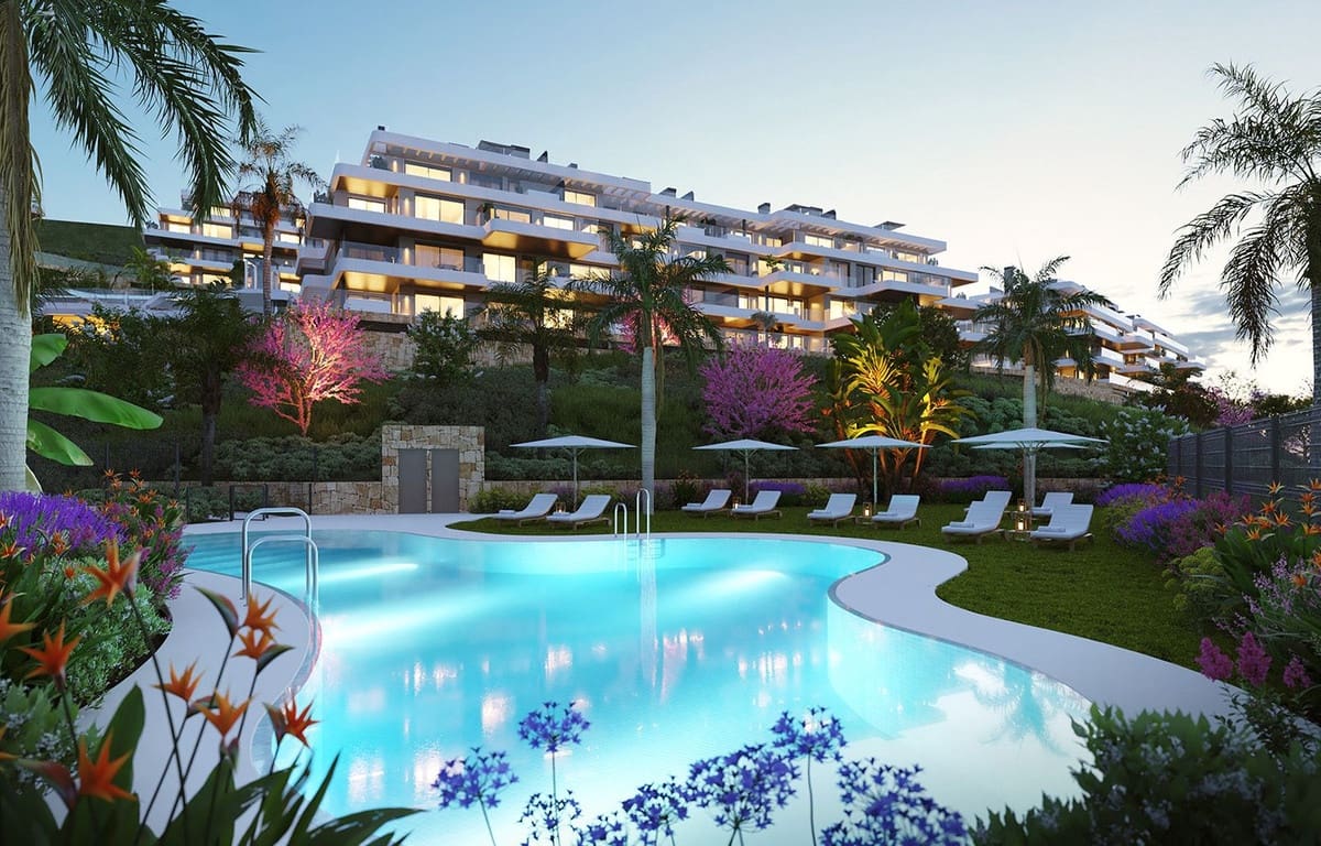 2 soveværelse Lejlighed til salg i La Cala de Mijas med swimmingpool garage - € 510.000 (Ref: 9096966)