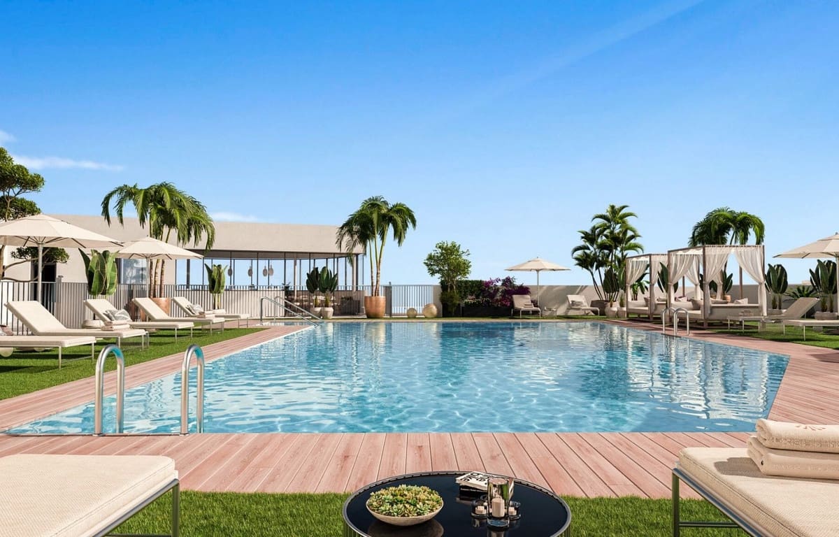 Apartamento de 4 habitaciones en Casares en venta con piscina garaje - 459.000 € (Ref: 9118047)