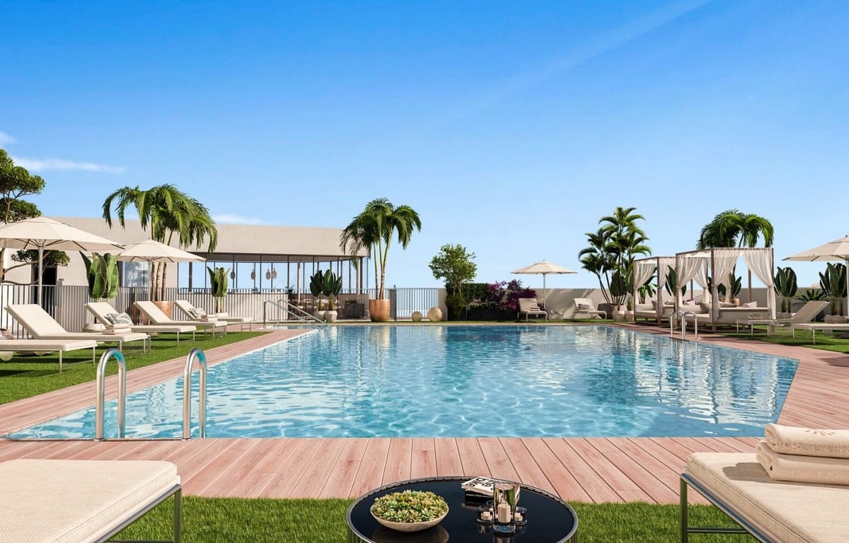 Apartamento de 4 habitaciones en Casares en venta con piscina garaje - 459.000 € (Ref: 9118047)