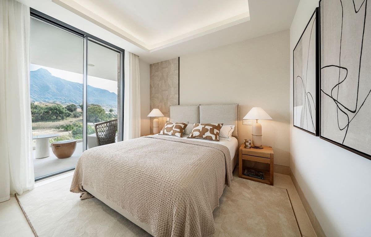 2 bedroom Apartment for sale in Nueva Andalucia with pool garage - € 1,176,270 (Ref: 9160021)