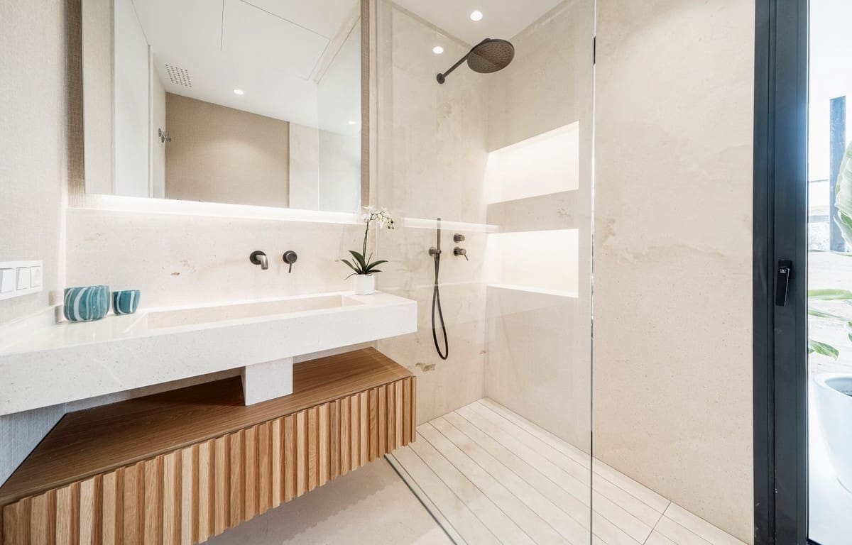 2 sypialnia Apartament na sprzedaż w Nueva Andalucia z basenem garażem - 1 150 770 € (Ref: 9160021)