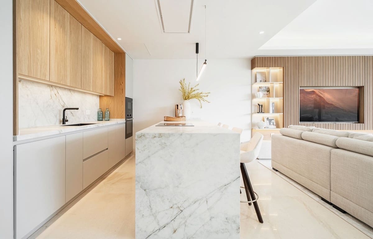 2 sypialnia Apartament na sprzedaż w Nueva Andalucia z basenem garażem - 1 150 770 € (Ref: 9160021)