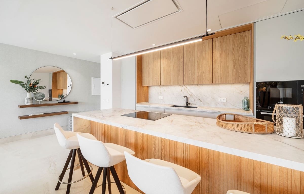 2 sypialnia Apartament na sprzedaż w Nueva Andalucia z basenem garażem - 1 150 770 € (Ref: 9160021)